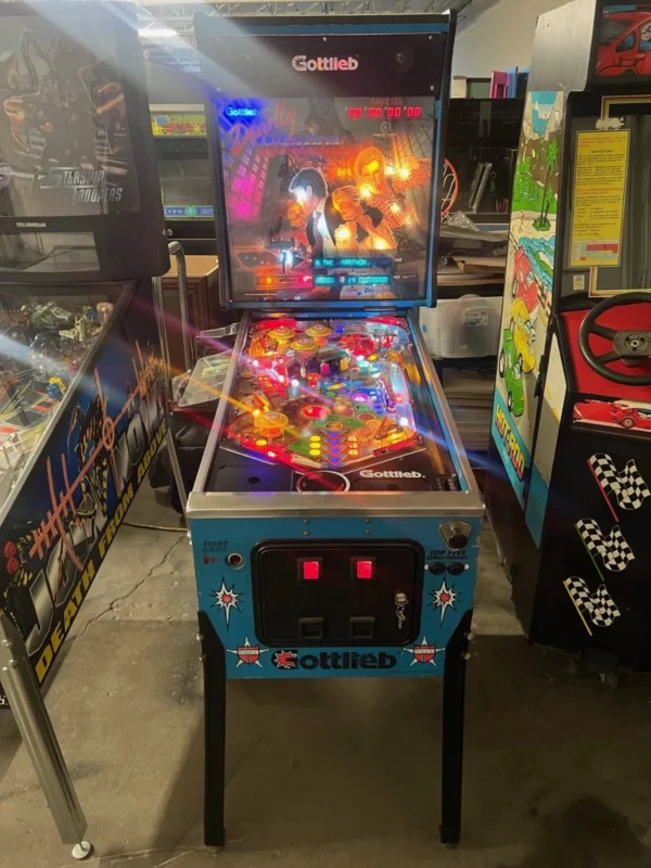 DEADLY WEAPON PINBALL MACHINE by GOTTLIEB