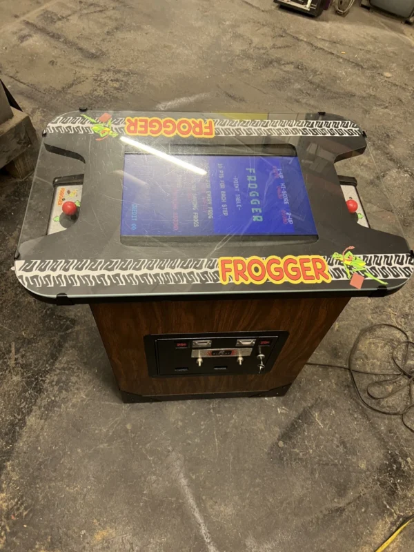 FROGGER COCKTAIL ARCADE MACHINE