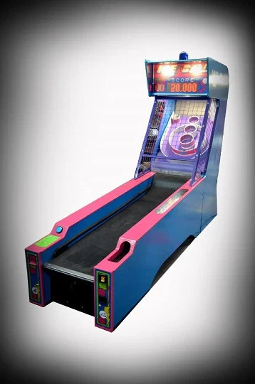 ICEBALL SKEEBALL MACHINE by ICE