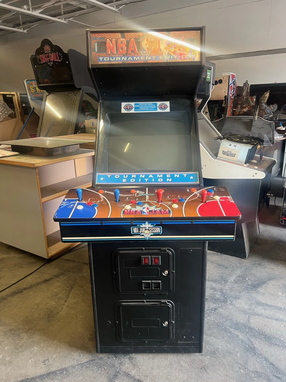 NBA JAM TOURNAMENT EDITION ARCADE MACHINE by MIDWAY 1993