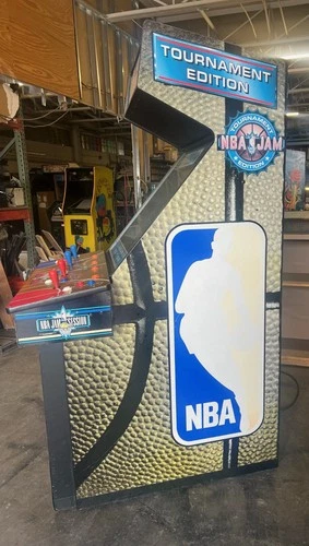 NBA JAM TOURNAMENT EDITION ARCADE MACHINE by MIDWAY 1993 - Image 5