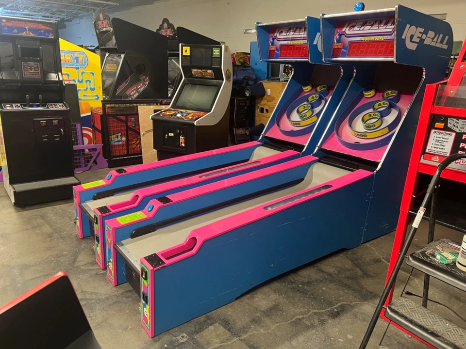 ICEBALL SKEEBALL MACHINE by ICE - Image 8