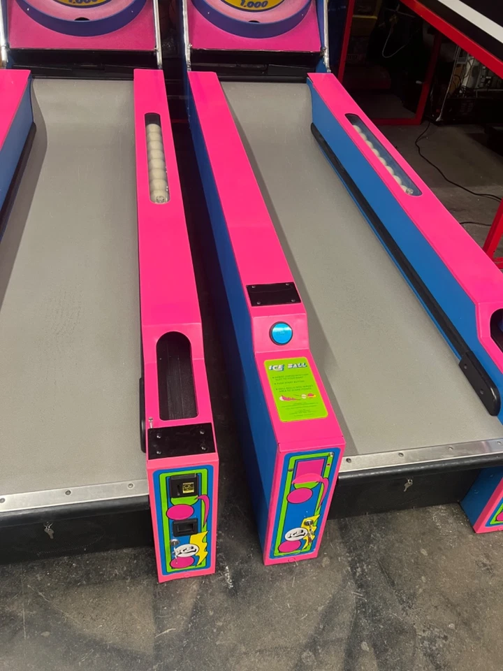 ICEBALL SKEEBALL MACHINE by ICE - Image 9